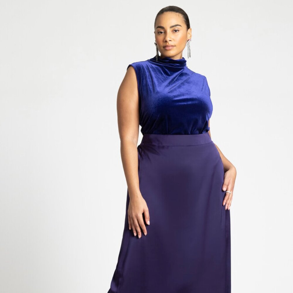 Eloquii Funnel Neck Velvet Shell Purple Size 14/16